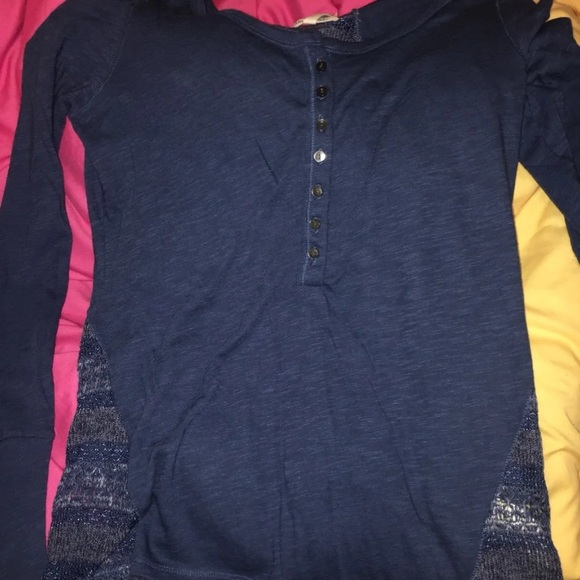 Long sleeve shirt - Picture 1 of 3